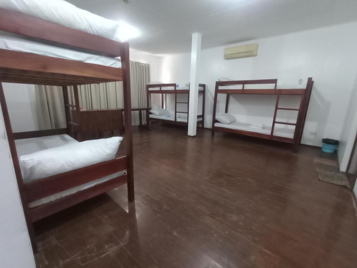 Citywalk Hotel Dumaguete City Екстер'єр фото