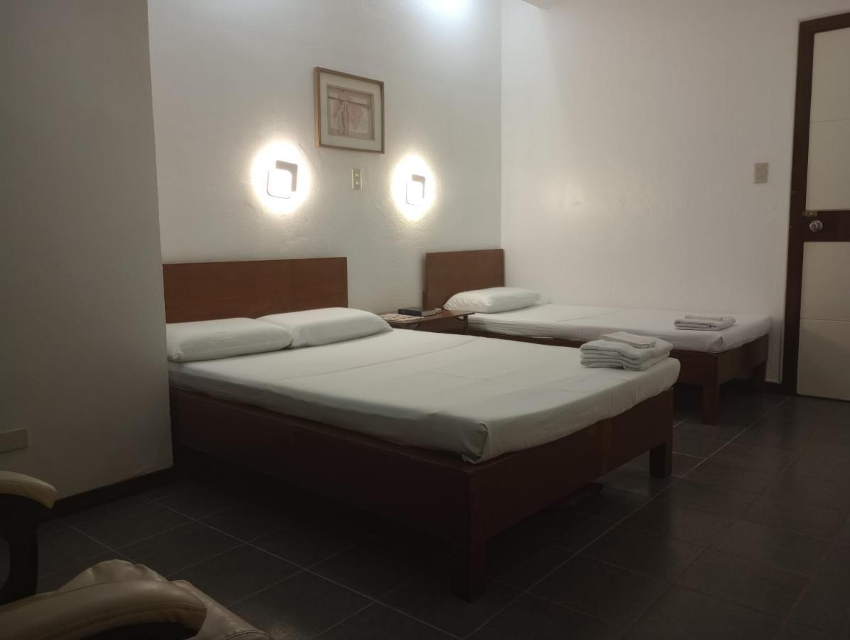 Citywalk Hotel Dumaguete City Екстер'єр фото