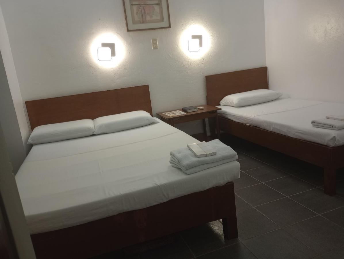 Citywalk Hotel Dumaguete City Екстер'єр фото