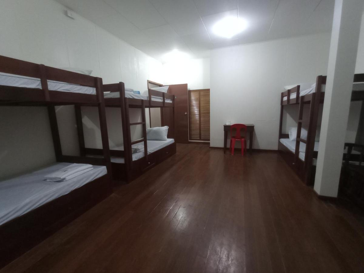 Citywalk Hotel Dumaguete City Екстер'єр фото